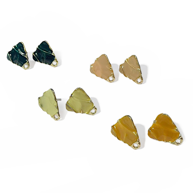 BASE CARAVANA ESMALTADA TRIANGULO 17X16MM