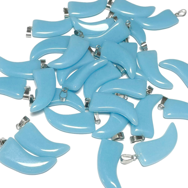 DIJE DE PIEDRA COLMILLO 33X15CM - TURQUESA (TEÑIDA)