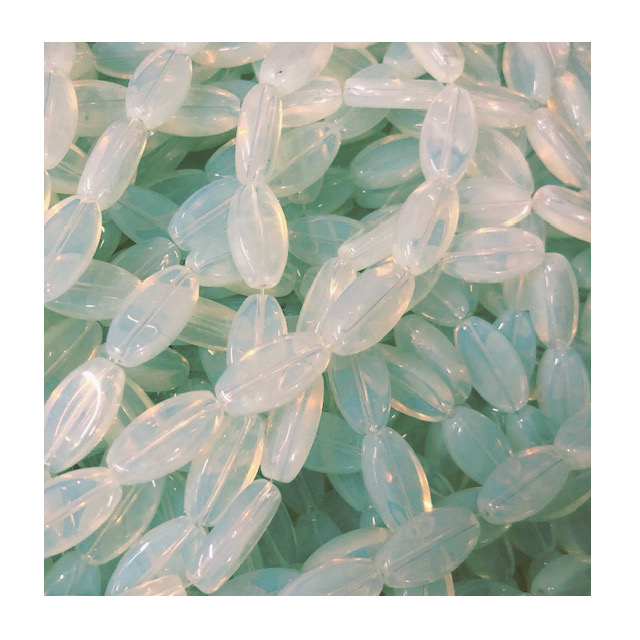 CUENTAS VIDRIO 19X10MM BLANCO OPALINA