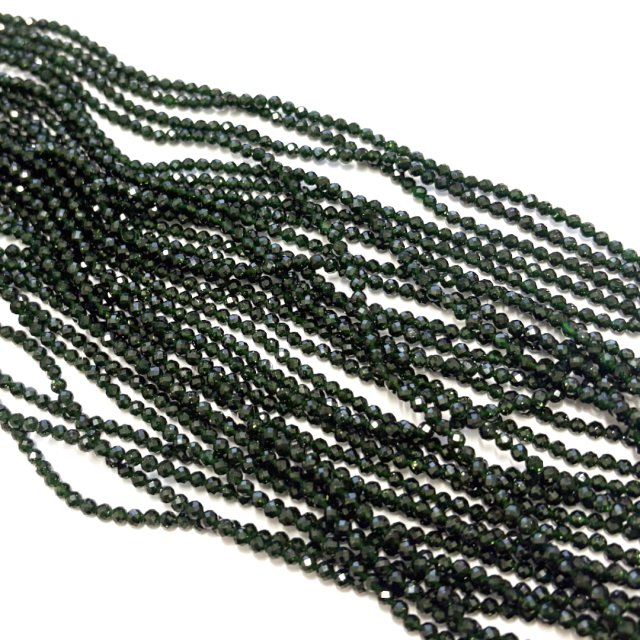 PIEDRAS BOLITAS 3MM FACETADAS - ORO VERDE (DE LABORATORIO)