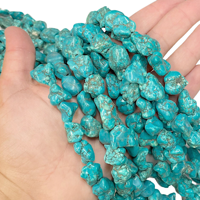 PIEDRAS IRREGULARES TURQUESA - CHICA (10X8MM APROX)