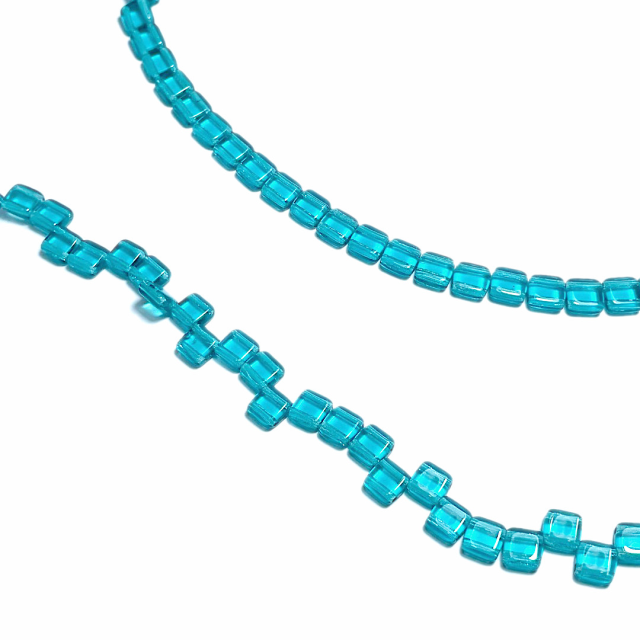 CRISTAL CHECO CUADRADO DOBLE AGUJERO 6MM TURQUESA (X TIRA)