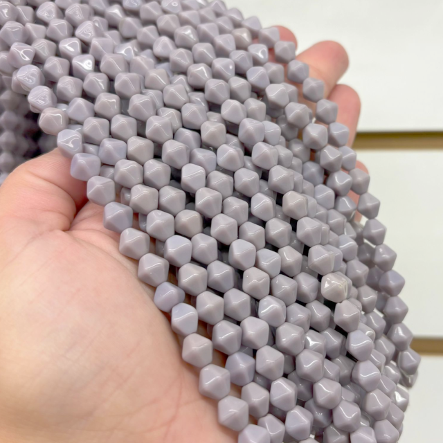 CRISTAL CHECO VIOLETA LILA ROMBO 8MM (X TIRA)