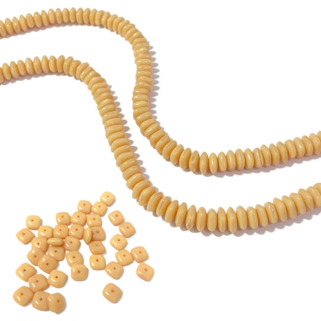 CRISTAL CHECO BEIGE 8X4MM (X TIRA)