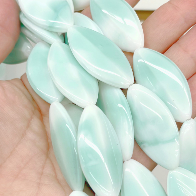 CRISTAL CHECO VERDE AGUA 36X19MM (X TIRA)