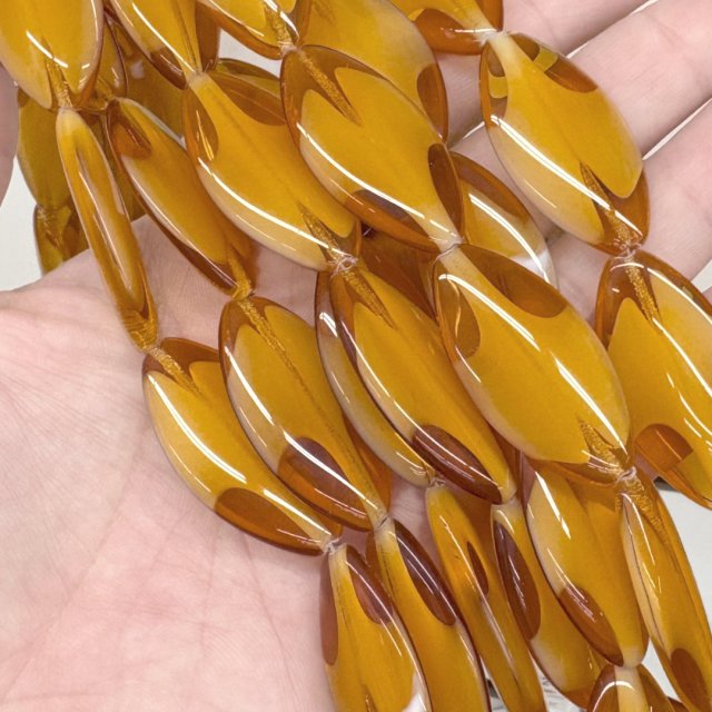 CRISTAL CHECO CARAMELO 35X18MM (X TIRA)