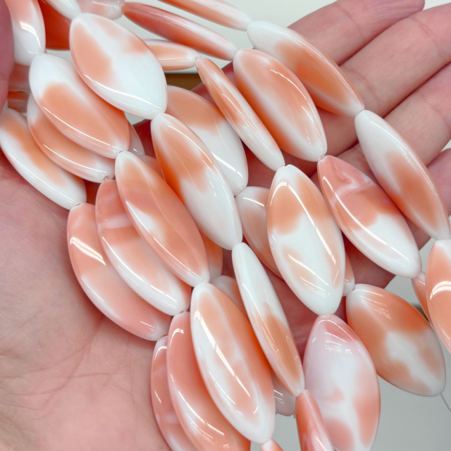 CRISTAL CHECO ROSADO OVAL 36X18MM (X TIRA)