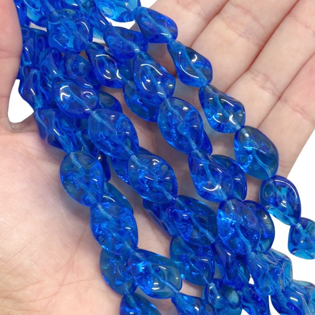 CRISTAL CHECO AZUL 18X13MM (X TIRA)