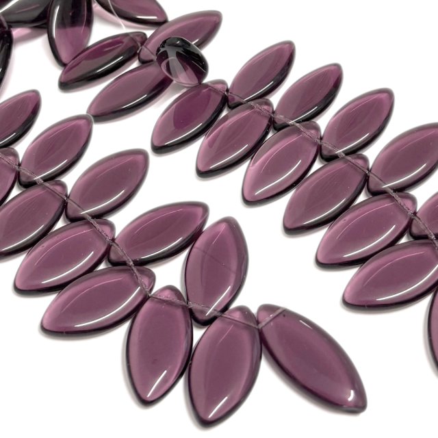 CRISTAL CHECO VIOLETA OVAL 18X37MM (X TIRA)