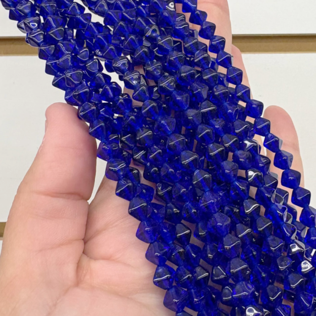 CRISTAL CHECO AZUL ROMBO 6MM (X TIRA)