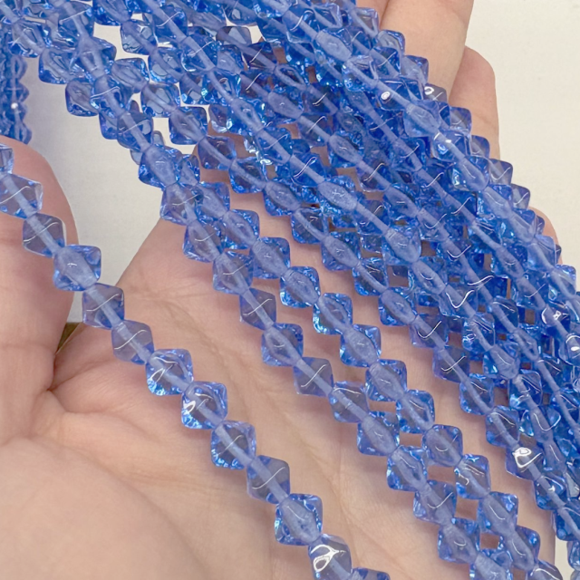 CRISTAL CHECO LAVANDA ROMBO 6MM (X TIRA)