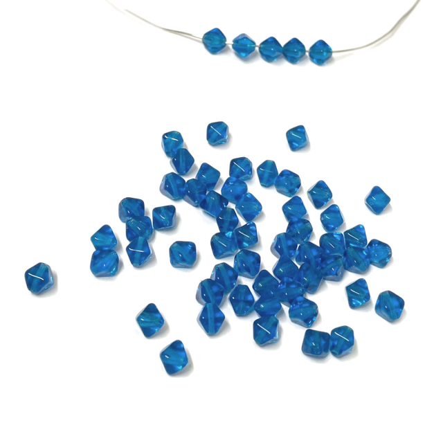 CRISTAL CHECO TURQUESA ROMBO 6MM (X TIRA)