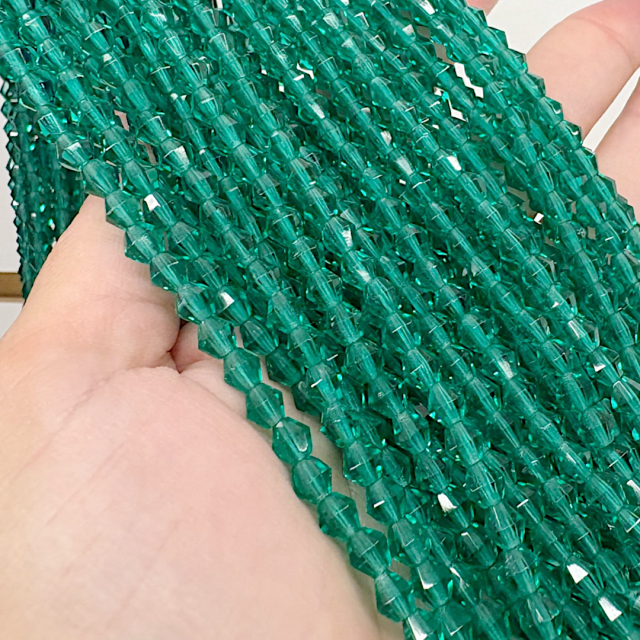 CRISTAL CHECO FACETADO ROMBO 5MM TRANSPARENTE VERDE (X TIRA)