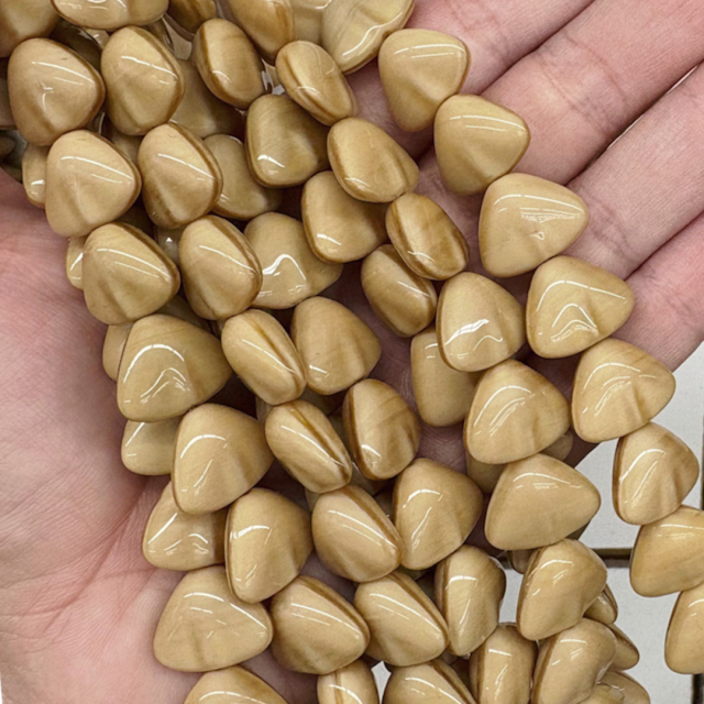 CRISTAL CHECO BEIGE NB08 17X13MM (X TIRA)