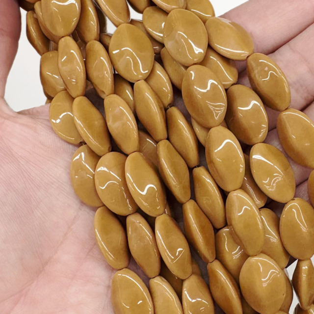 CRISTAL CHECO BEIGE NB13 17X12MM (X TIRA)