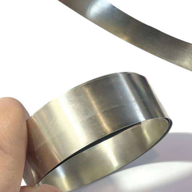 FLEJE DE ALPACA 0.3X30MM - LAMINADO (LARGO 1TIRA = 85CM)