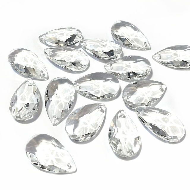 CAIREL LAGRIMA FACETADA 28X16MM - CRISTAL