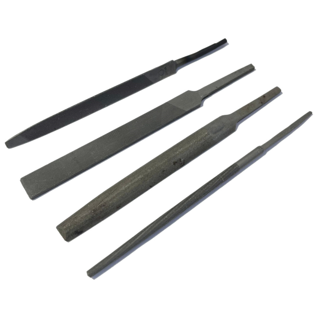 LIMA BASTARDA - 14CM APROX