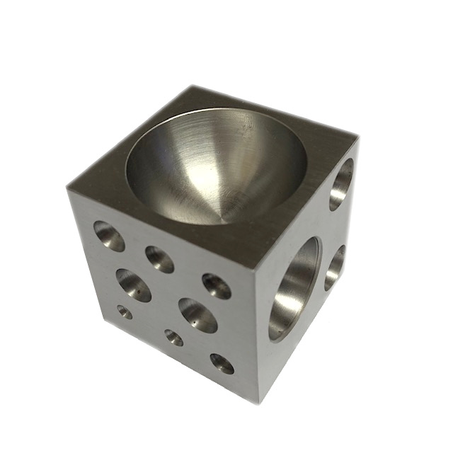 DADO DE ACERO CIRCULOS