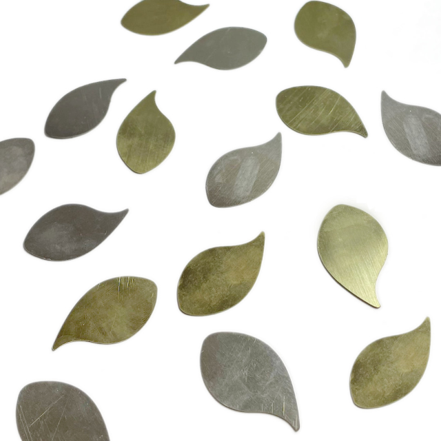 HOJA 40X24MM ALP-LAT (SIN AGUJERO - SIN PULIR)