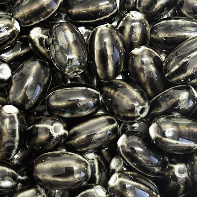 CERAMICA OVAL 21X15MM - NEGRO Y GRIS