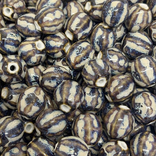 CERAMICA CALABAZA ROMBO 16X14MM  - BEIGE, MARRON Y AZUL