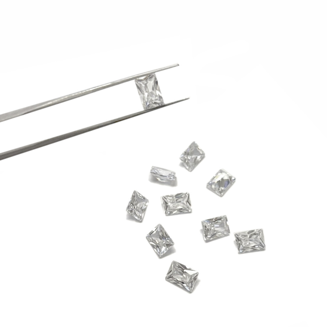 ZIRCONIA RECTANGULAR 5X7MM -1 (CRISTAL)